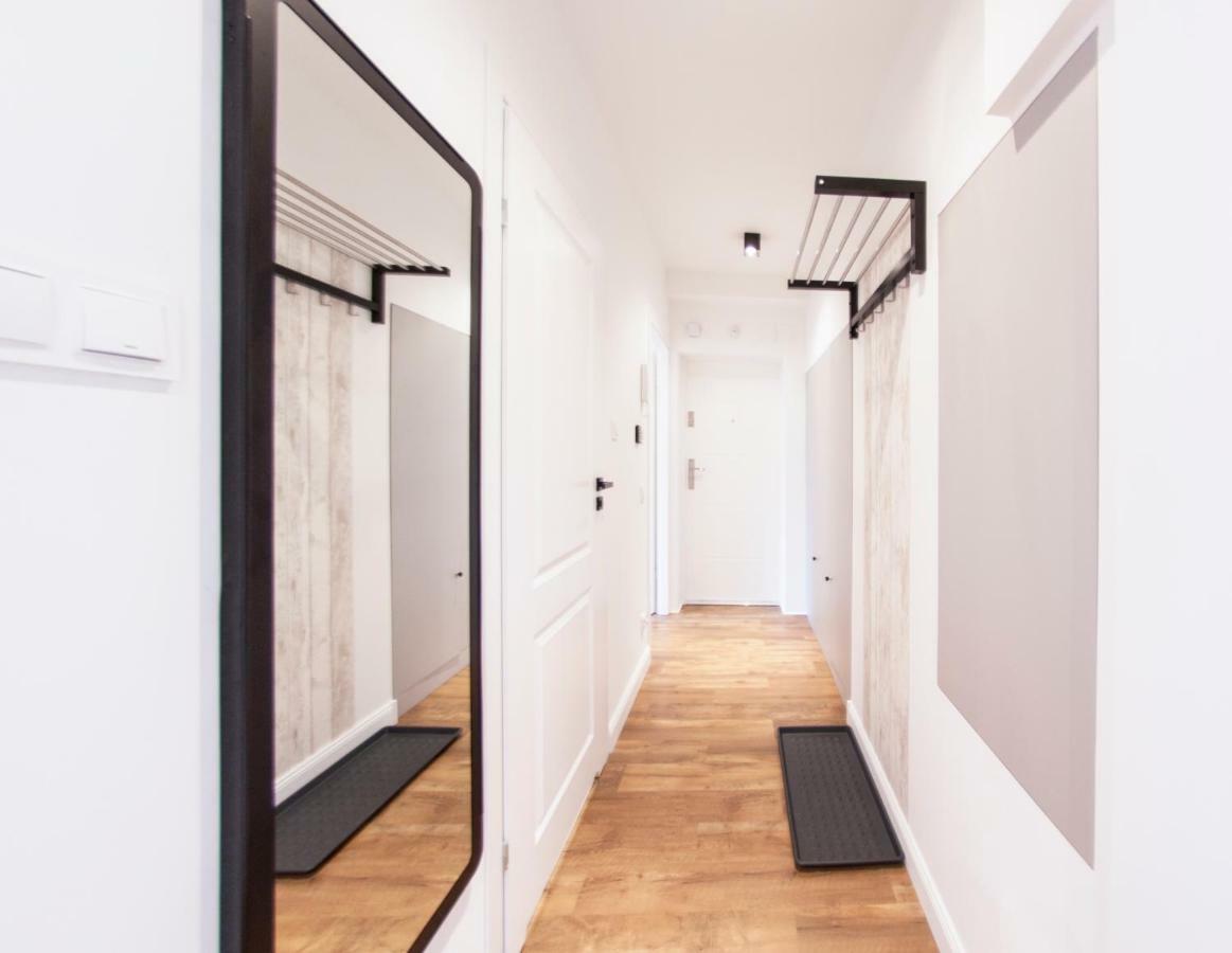 Family Luxury Comfort Old Town Apartament, 1-8, 2 Sypialnie I Salon, Parking W Cenie Gdaňsk Exteriér fotografie