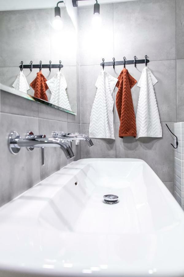 Family Luxury Comfort Old Town Apartament, 1-8, 2 Sypialnie I Salon, Parking W Cenie Gdaňsk Exteriér fotografie
